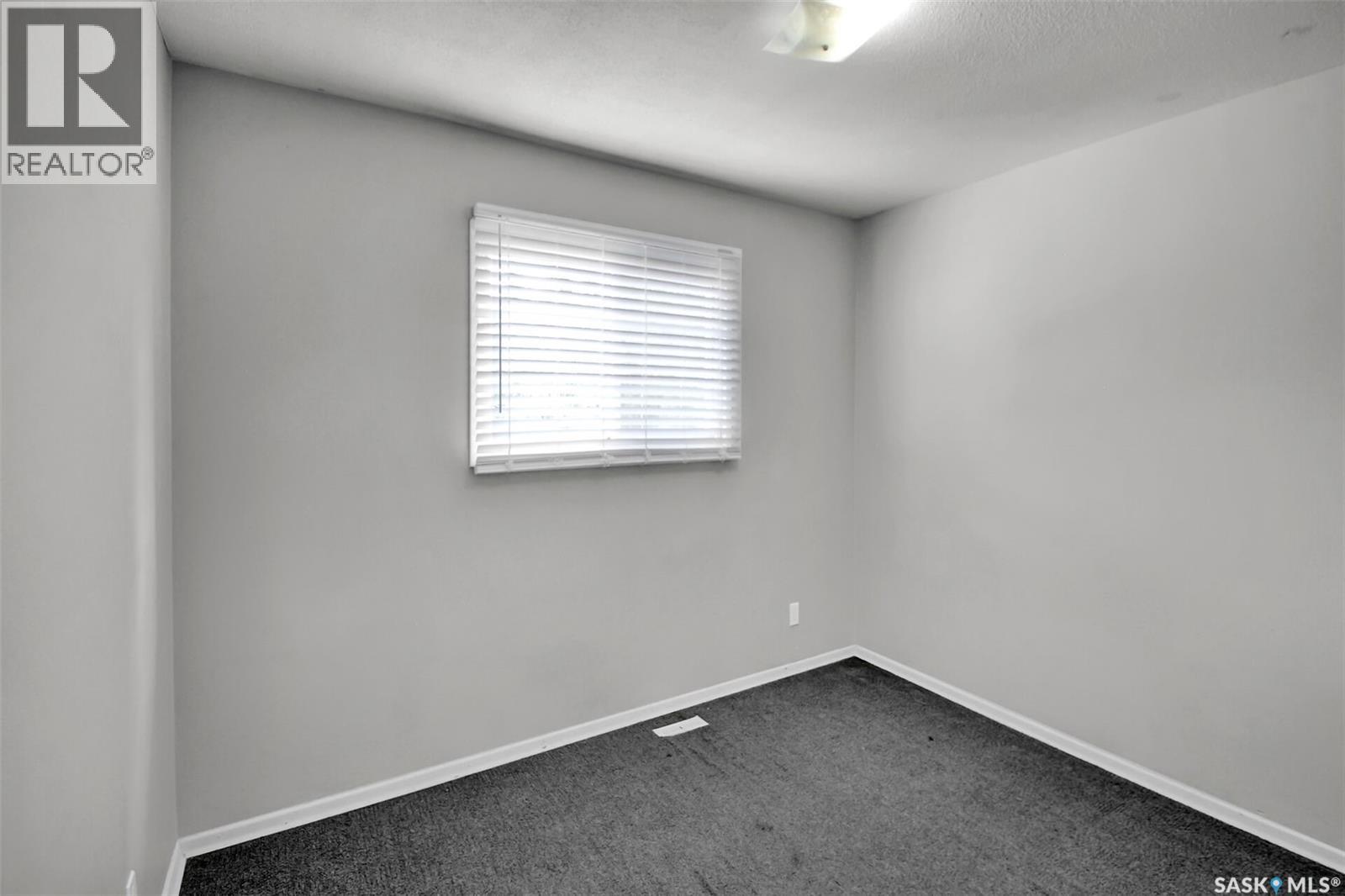49-51 Carleton Drive, Saskatoon, Saskatchewan  S7H 3N9 - Photo 9 - SK044777