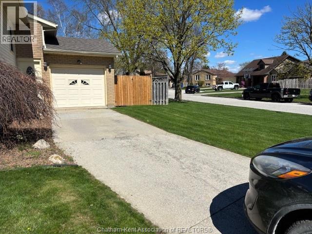 15 Monarch Drive, Chatham, Ontario  N7L 5G6 - Photo 2 - 26015824