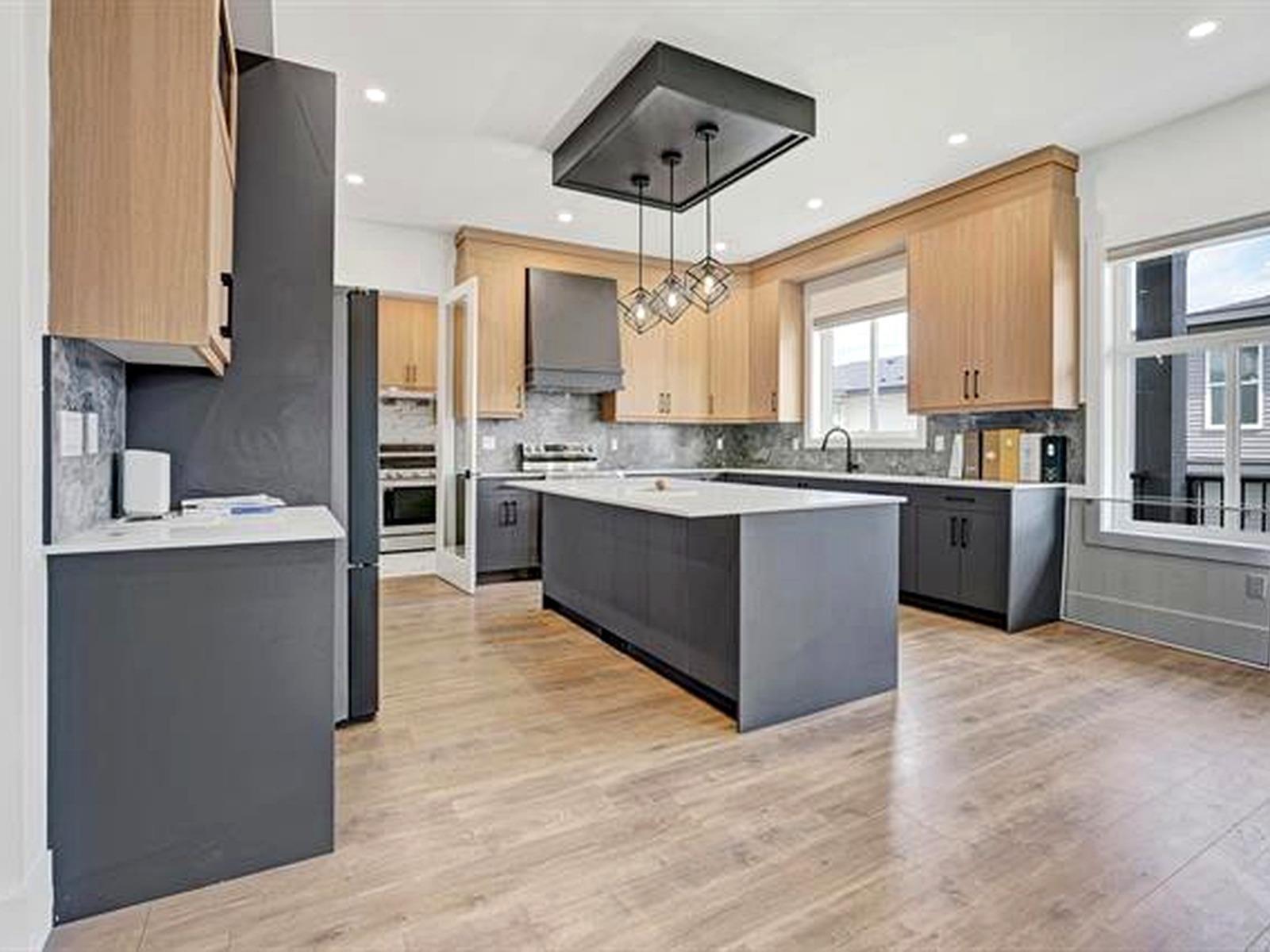14739 62 Avenue, Surrey, British Columbia  V3S 6N4 - Photo 3 - R3149247