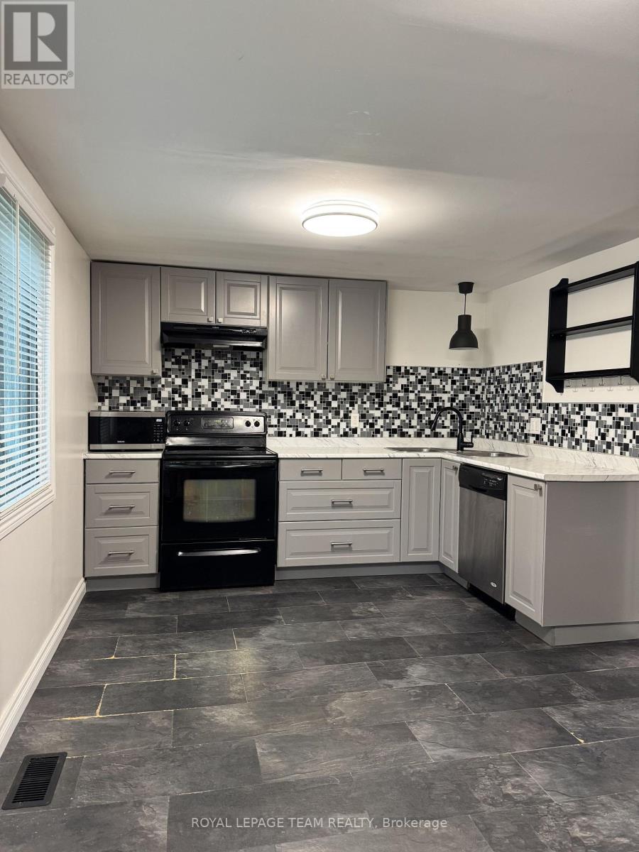 145 Penfield Drive, Ottawa, Ontario  K2K 1M4 - Photo 7 - X13647686