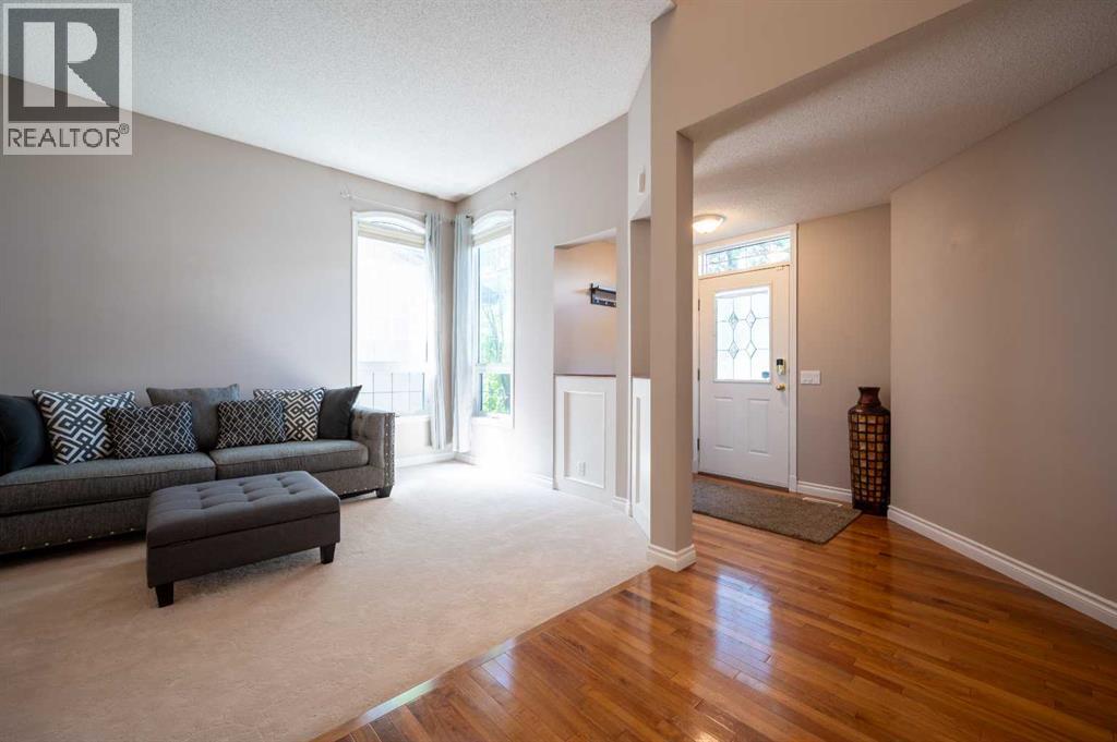 13 Cranston Drive Se, Calgary, Alberta  T3M 1A2 - Photo 7 - A2326228