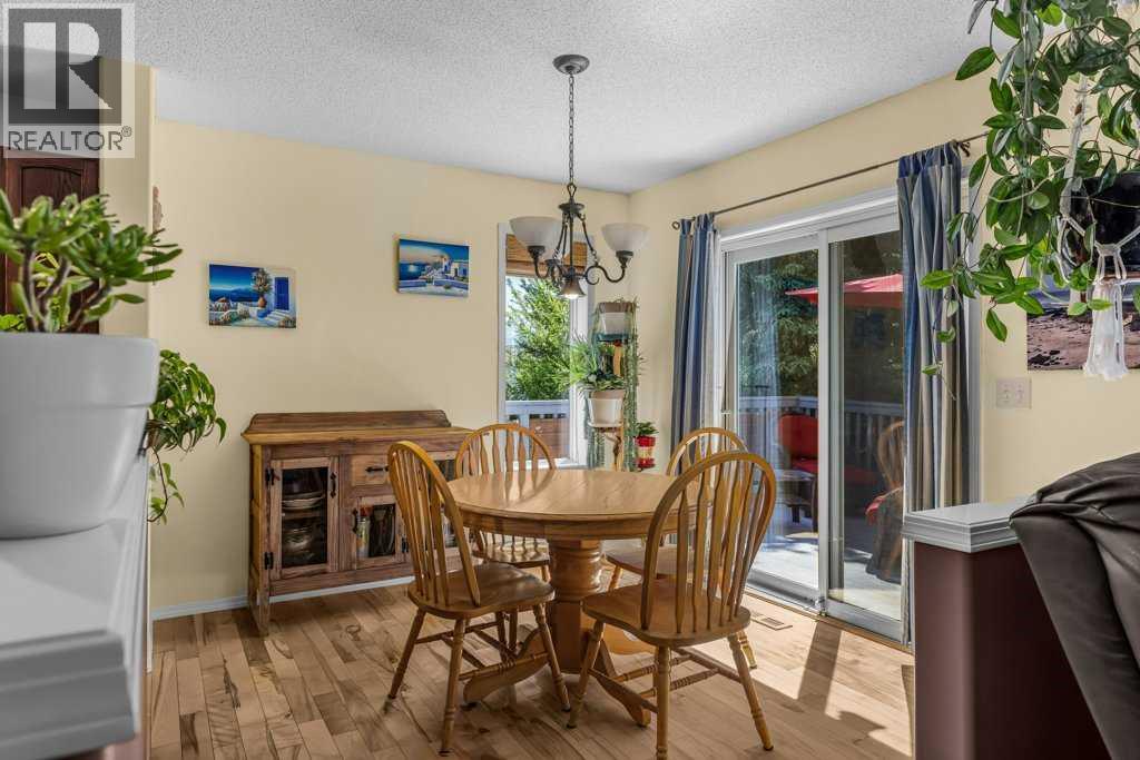 545 Grotto Road, Canmore, Alberta  T1W 1J1 - Photo 11 - A2328882