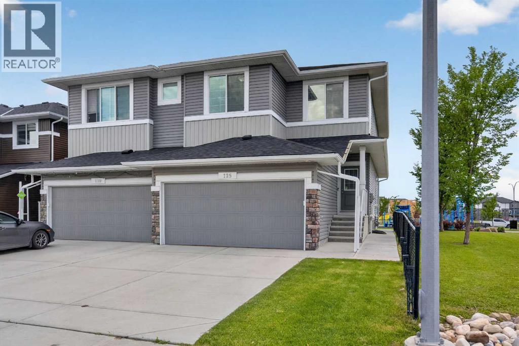 125 Redstone Common NE, Calgary, Alberta