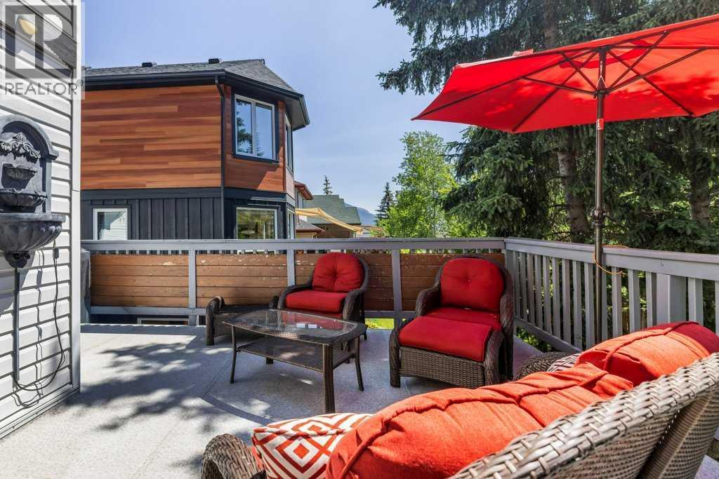 545 Grotto Road, Canmore, Alberta  T1W 1J1 - Photo 15 - A2328882