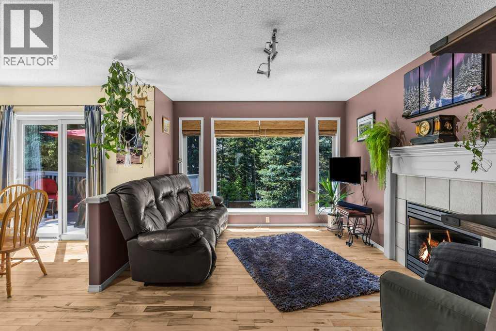 545 Grotto Road, Canmore, Alberta  T1W 1J1 - Photo 7 - A2328882