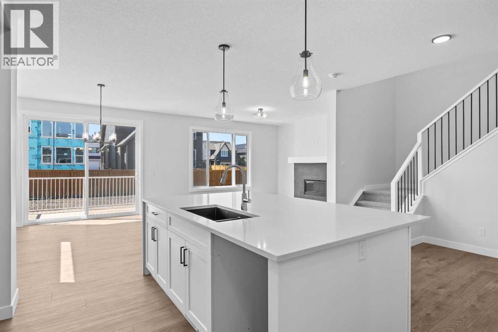 35 Creekside Rise SW, Calgary, Alberta  T3X 5V9 - Photo 13 - A2333691