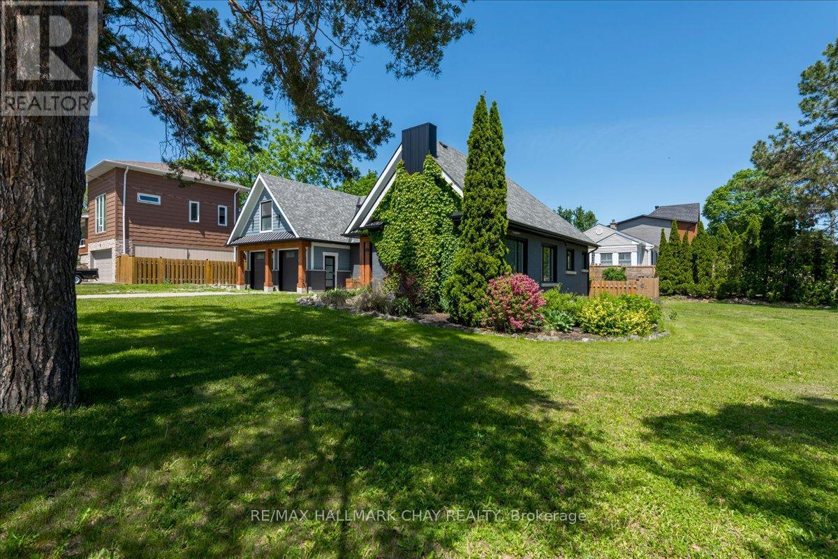 69 Rodney Street, Barrie, Ontario  L4M 4B8 - Photo 34 - S13430118
