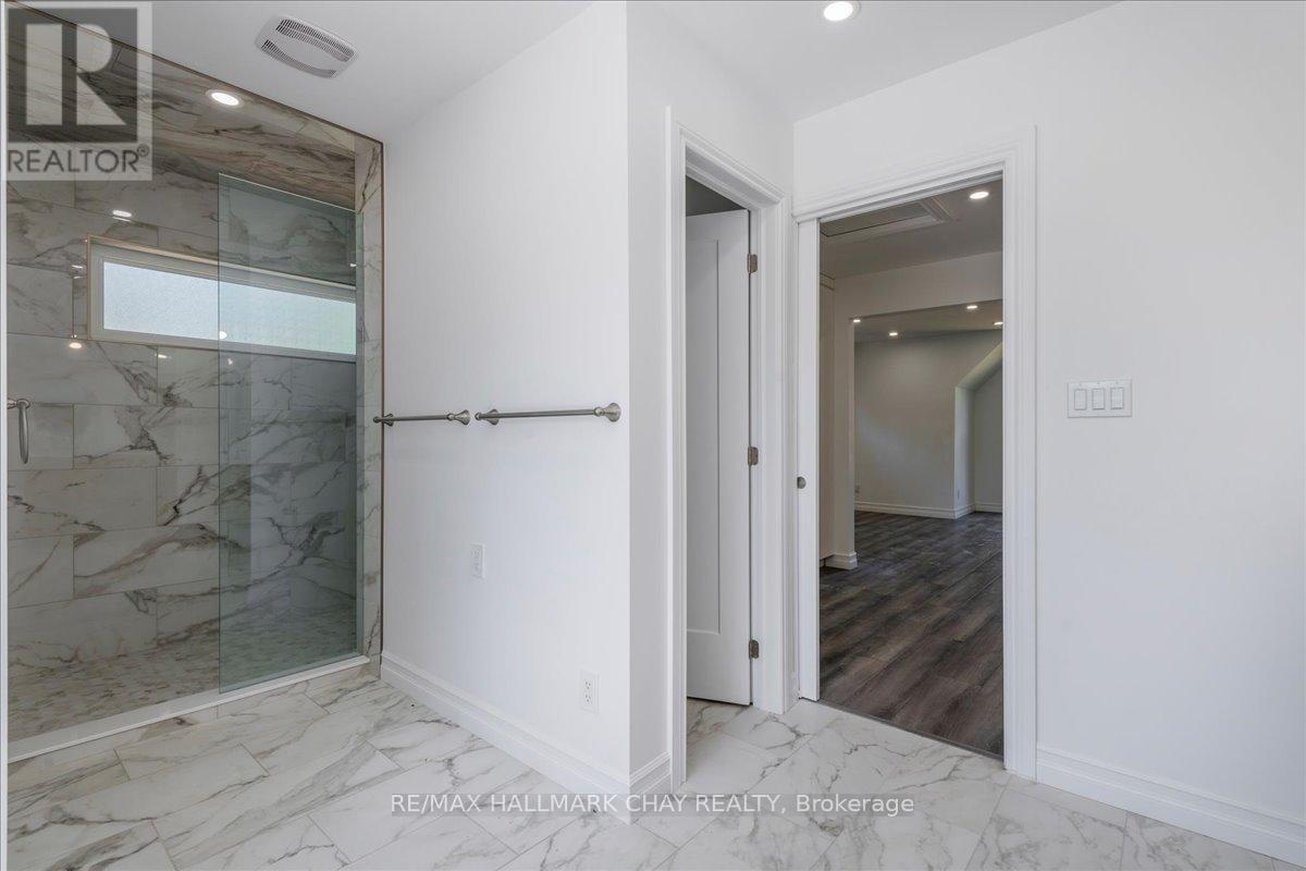 69 Rodney Street, Barrie, Ontario  L4M 4B8 - Photo 20 - S13430118