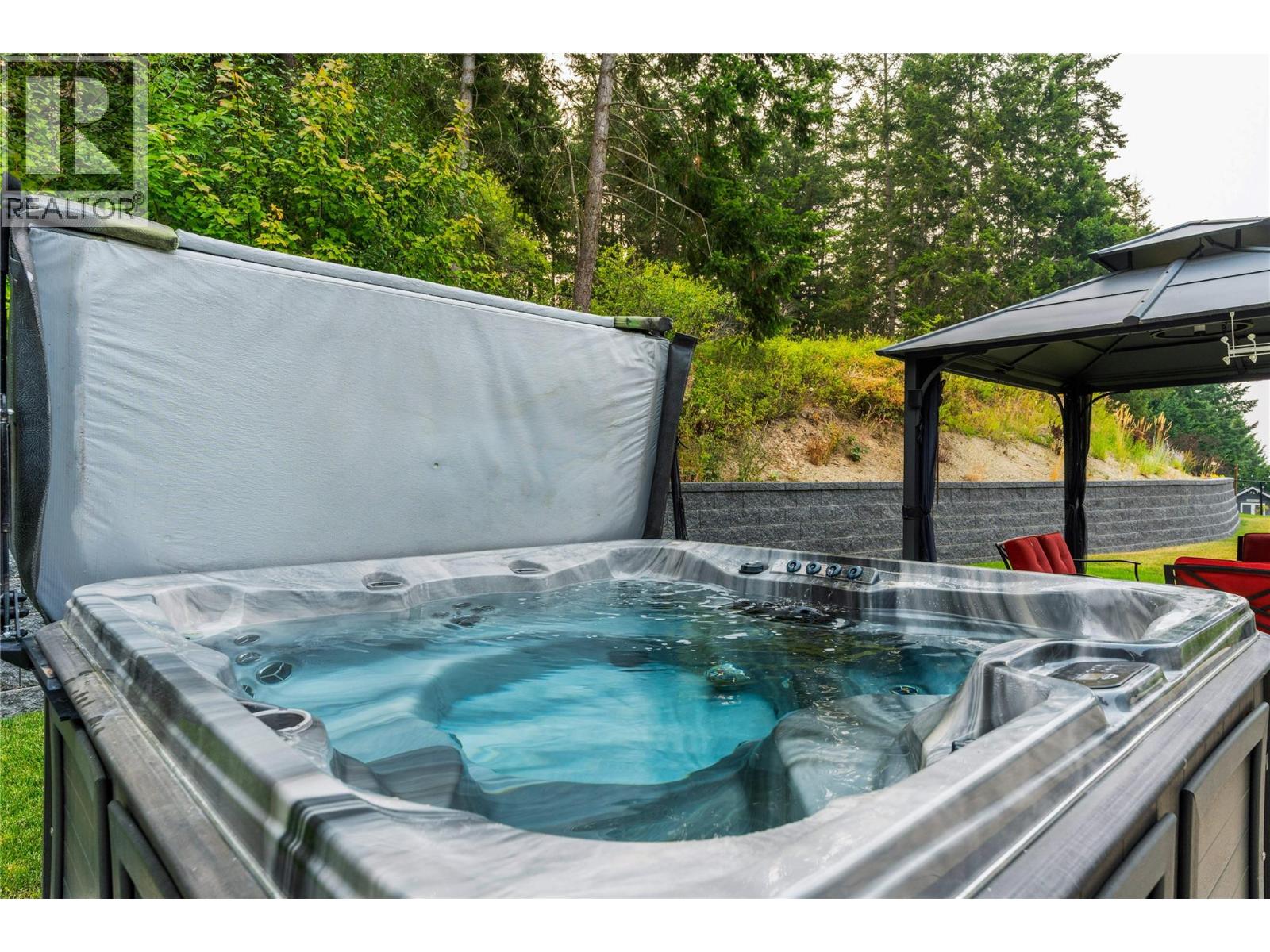 170 Vetter Place, Enderby, British Columbia  V0E 1V1 - Photo 9 - 10396999