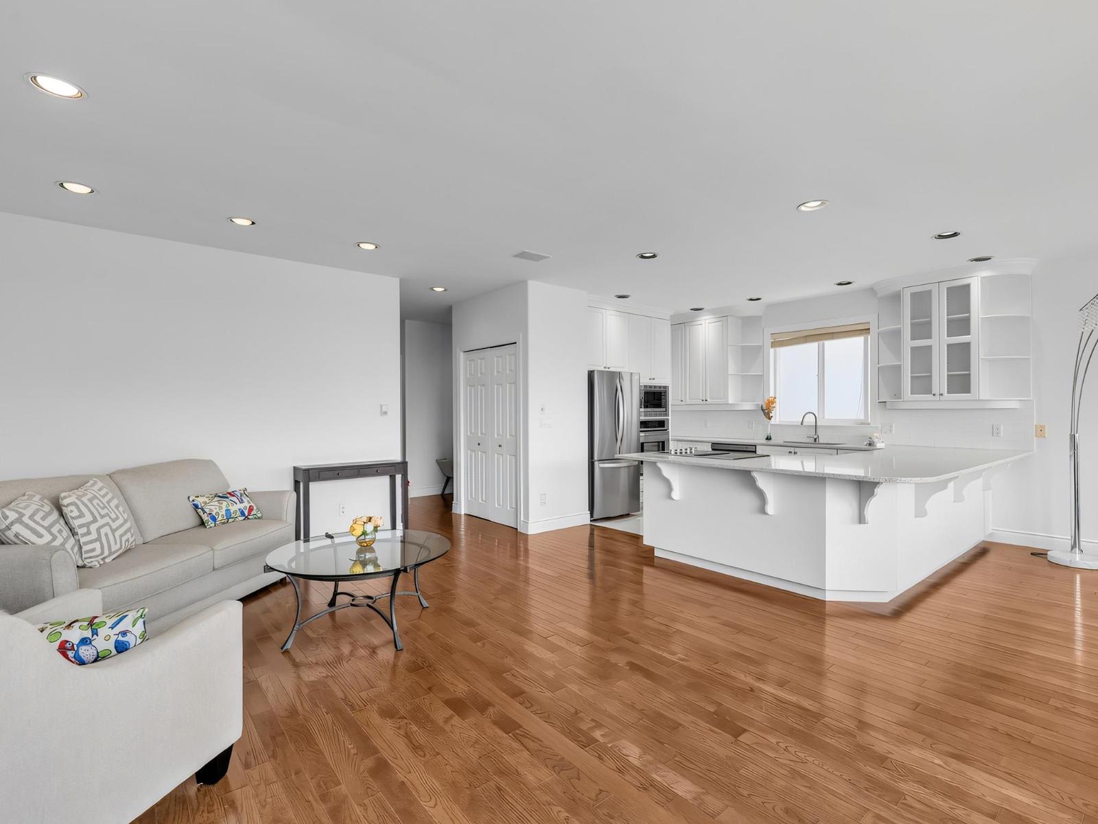 14763 Marine Drive, White Rock, British Columbia  V4B 1B9 - Photo 4 - R3152706