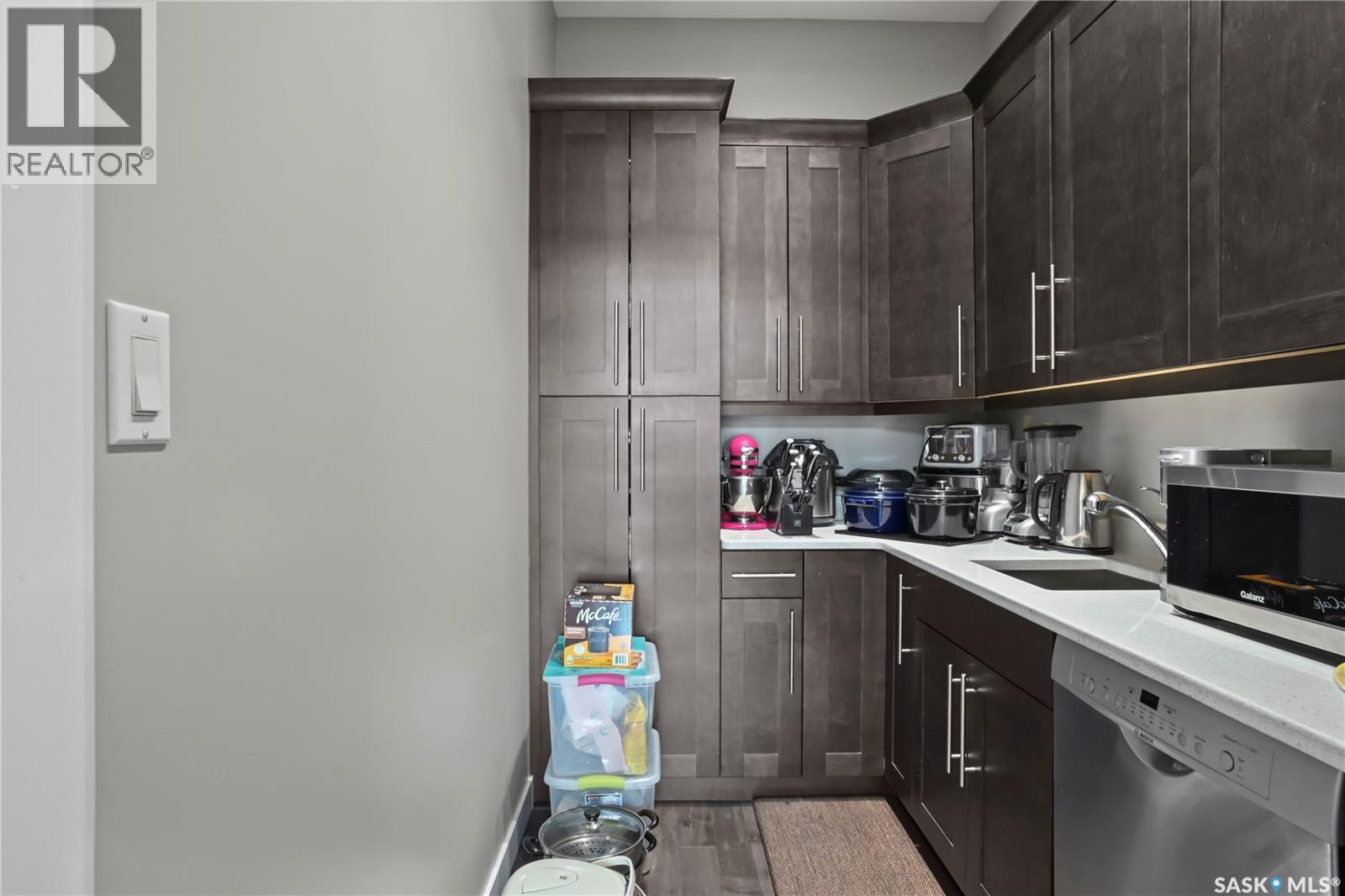 3821 Goldfinch Way, Regina, Saskatchewan  S4V 1S4 - Photo 16 - SK044826