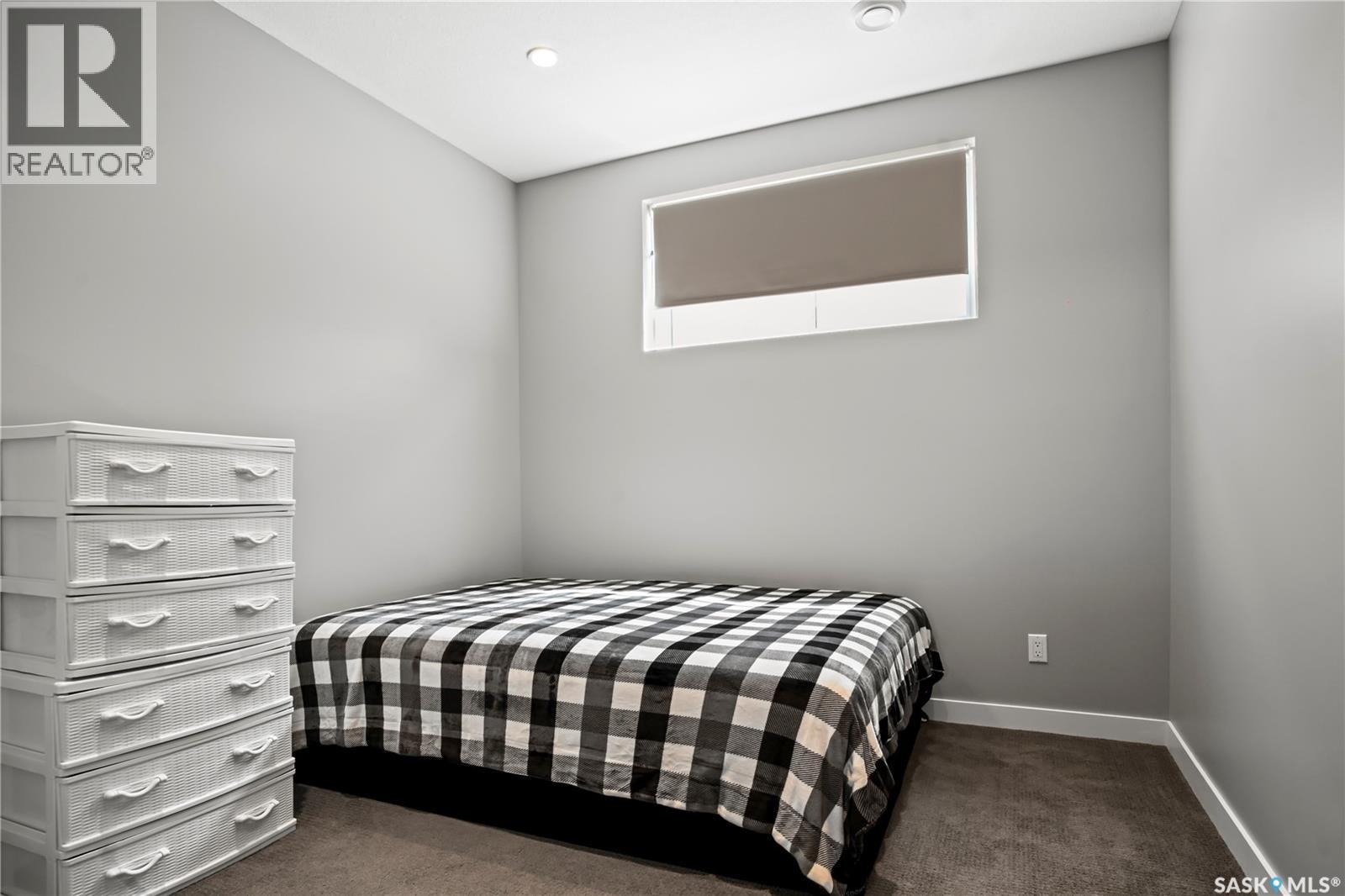 3821 Goldfinch Way, Regina, Saskatchewan  S4V 1S4 - Photo 33 - SK044826