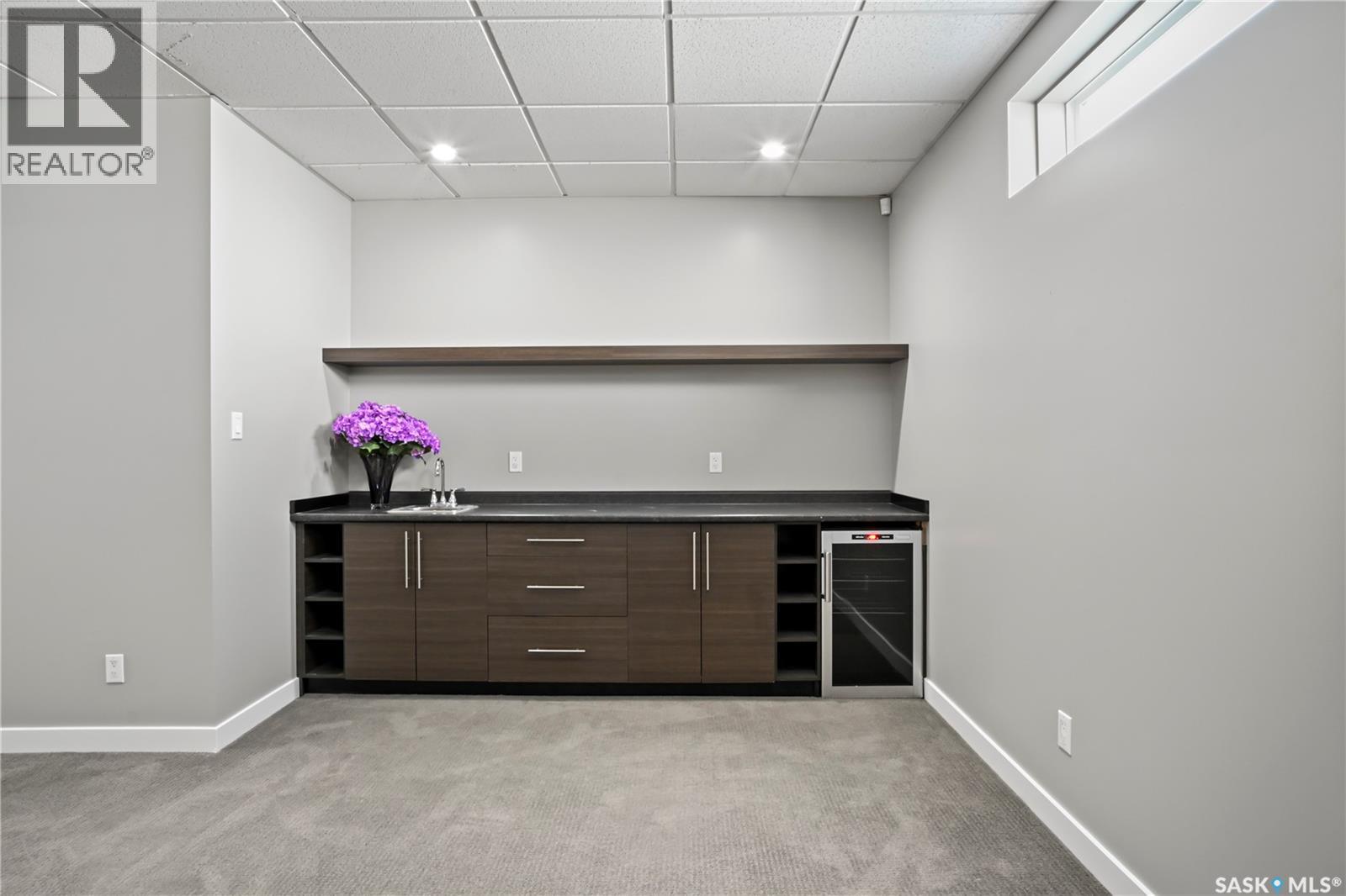 3821 Goldfinch Way, Regina, Saskatchewan  S4V 1S4 - Photo 32 - SK044826