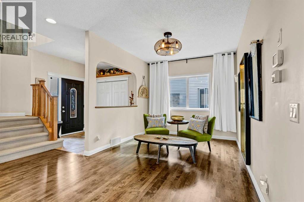 1437 Kings Heights Boulevard SE, Airdrie, Alberta  T4A 0A1 - Photo 11 - A2331844