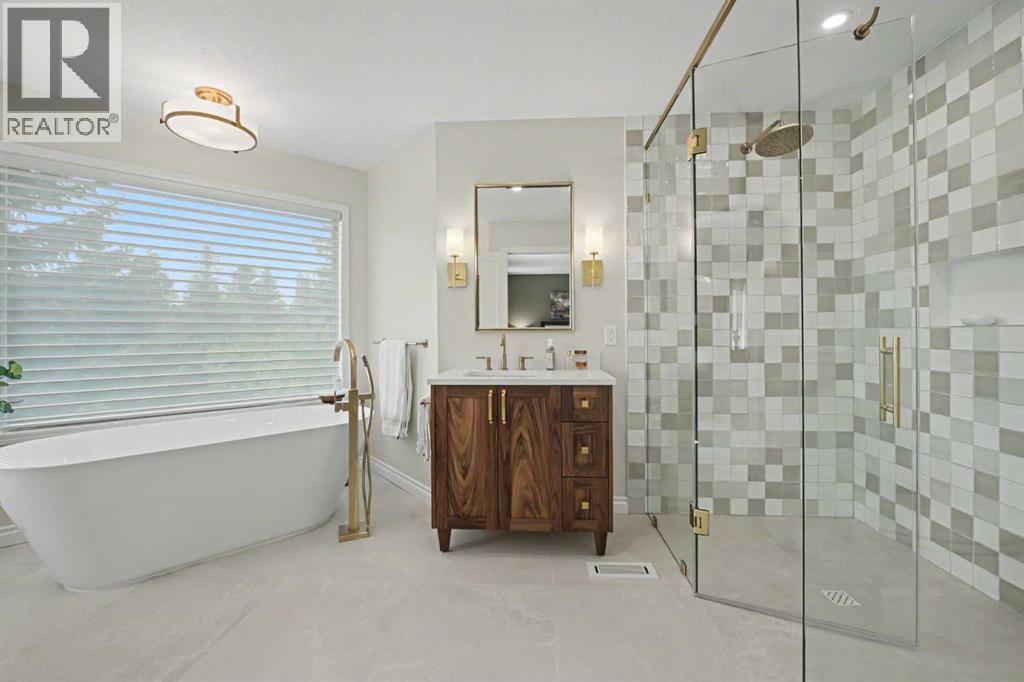 174 Woodpark Circle SW, Calgary, Alberta  T2W 6G1 - Photo 15 - A2334409
