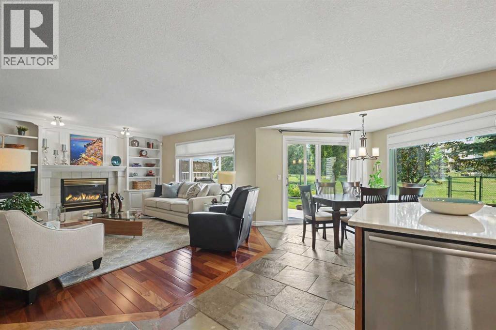 174 Woodpark Circle SW, Calgary, Alberta  T2W 6G1 - Photo 7 - A2334409