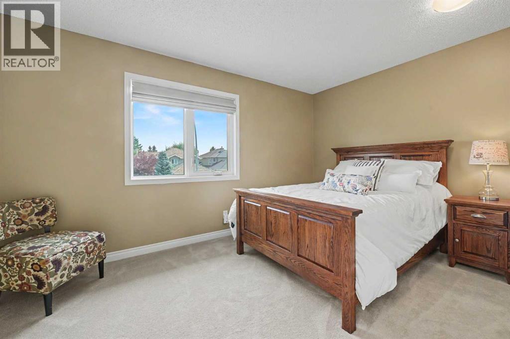 174 Woodpark Circle SW, Calgary, Alberta  T2W 6G1 - Photo 16 - A2334409