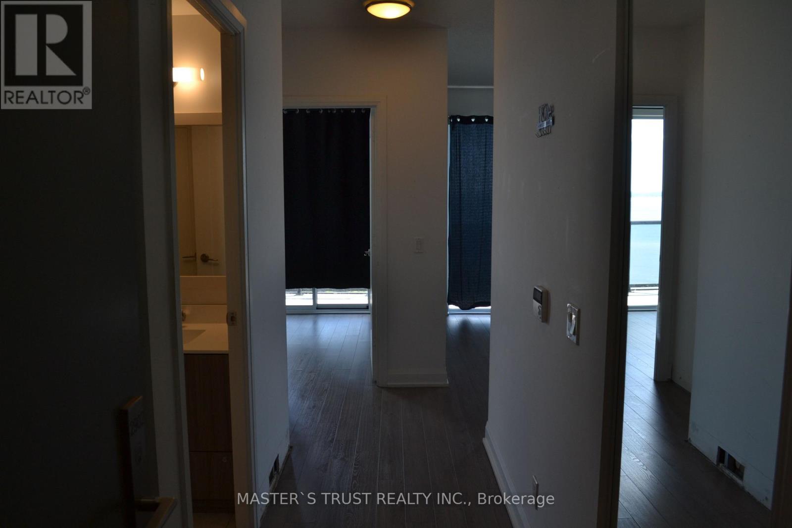 2902 - 56 ANNIE CRAIG DRIVE