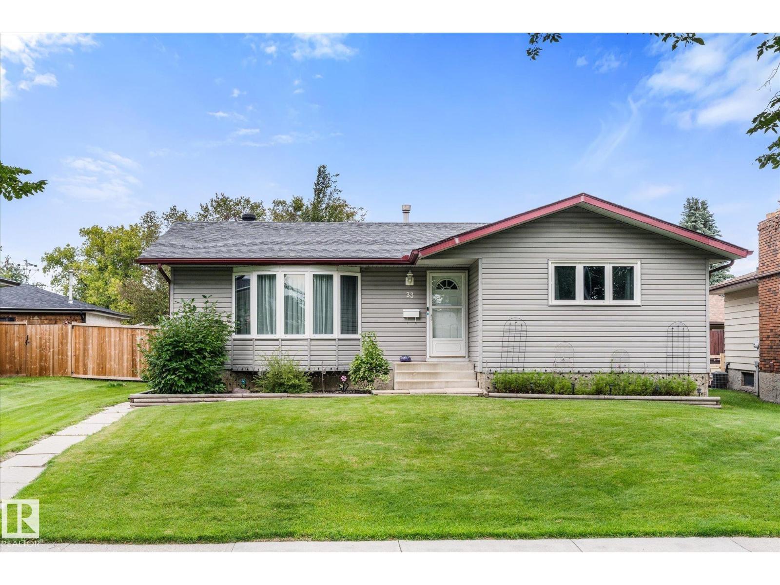 33 Oatway Dr, Stony Plain, Alberta  T7Z 1G5 - Photo 1 - E4502498