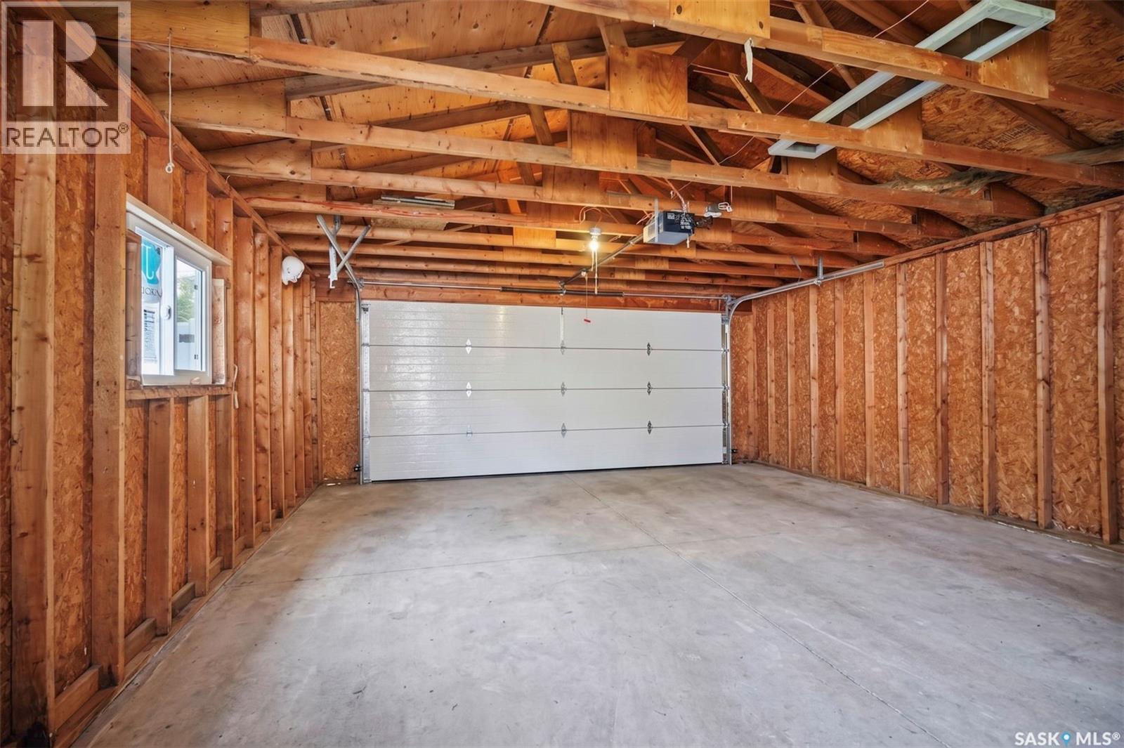 1310 B Avenue N, Saskatoon, Saskatchewan  S7L 1G5 - Photo 28 - SK044692