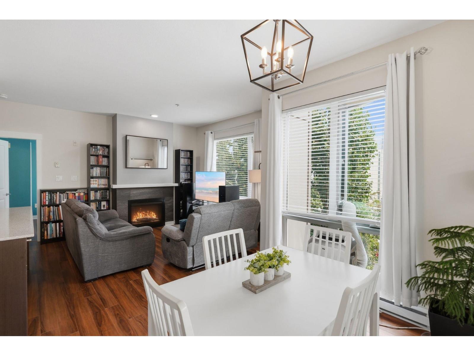 304 13339 102a Avenue, Surrey, British Columbia  V3T 0C5 - Photo 8 - R3153335