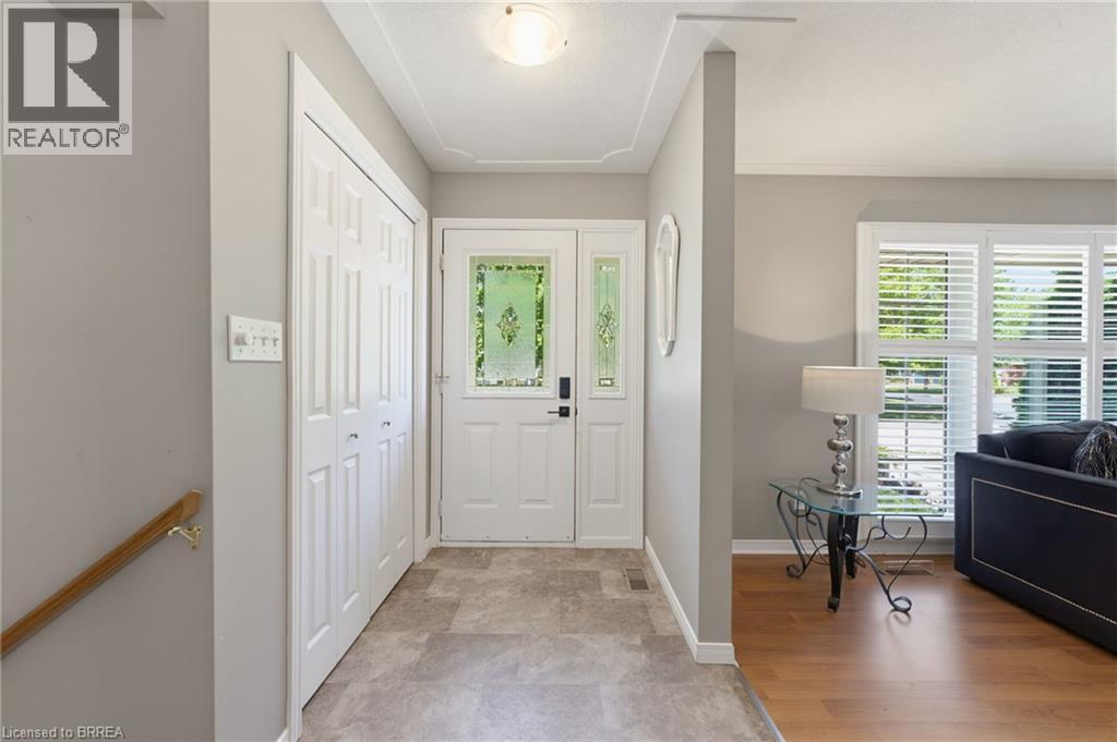 5 Marigold Street, Brantford, Ontario  N3R 5W7 - Photo 4 - 40853936