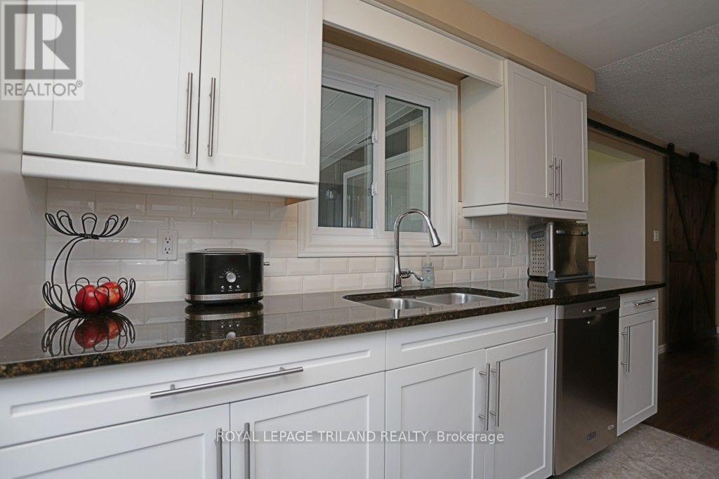 314 Wyldwood Lane, South Huron, Ontario  N0M 1T0 - Photo 28 - X13647732