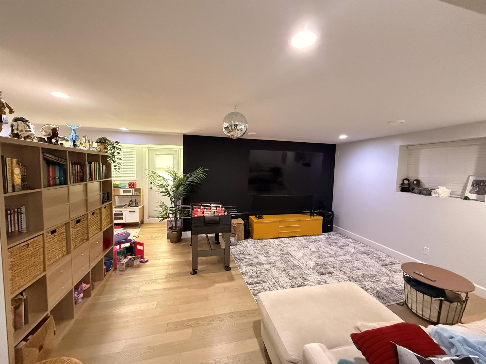 8467 206 Street, Langley, British Columbia  V2Y 0P7 - Photo 3 - R3152561