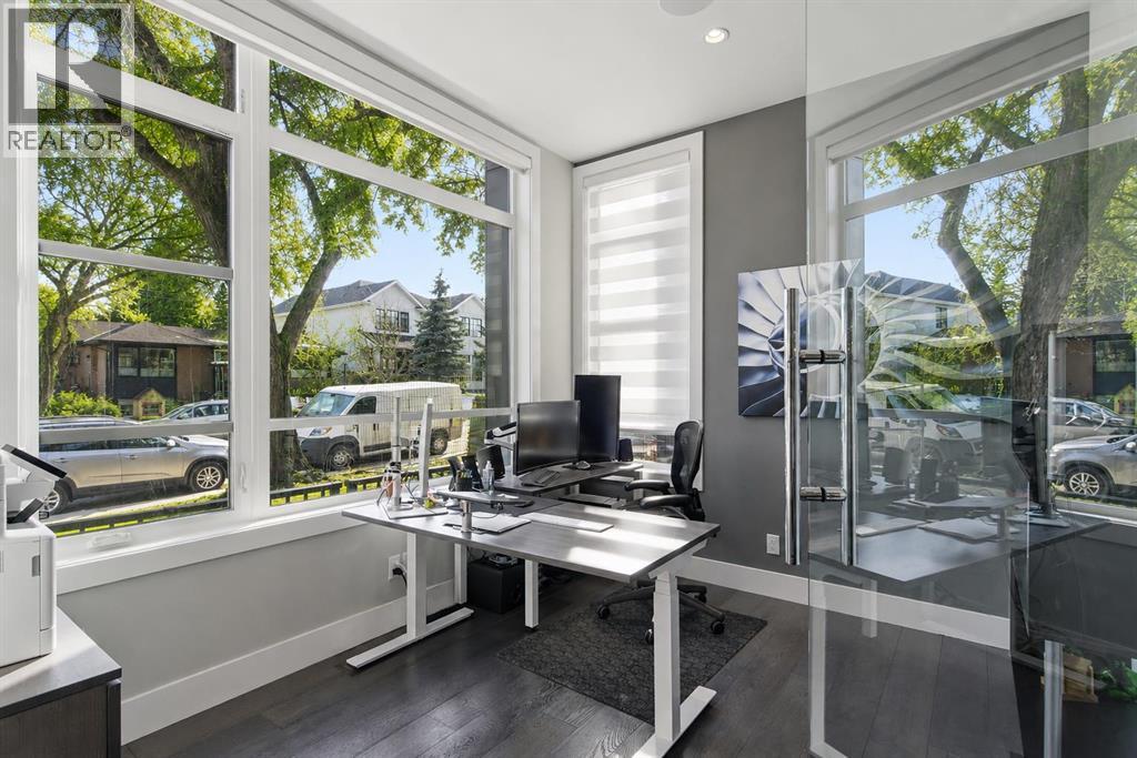 10 Lissington Drive SW, Calgary, Alberta  T3E 5E1 - Photo 16 - A2316876