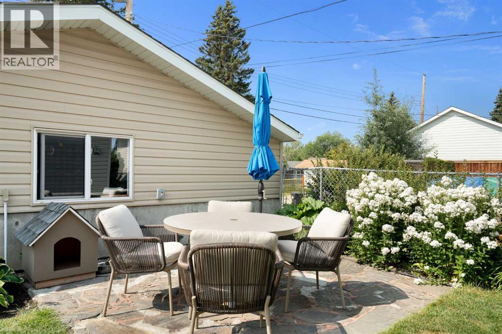 15 Carmangay Crescent NW, Calgary, Alberta  T2L 0S8 - Photo 25 - A2331075
