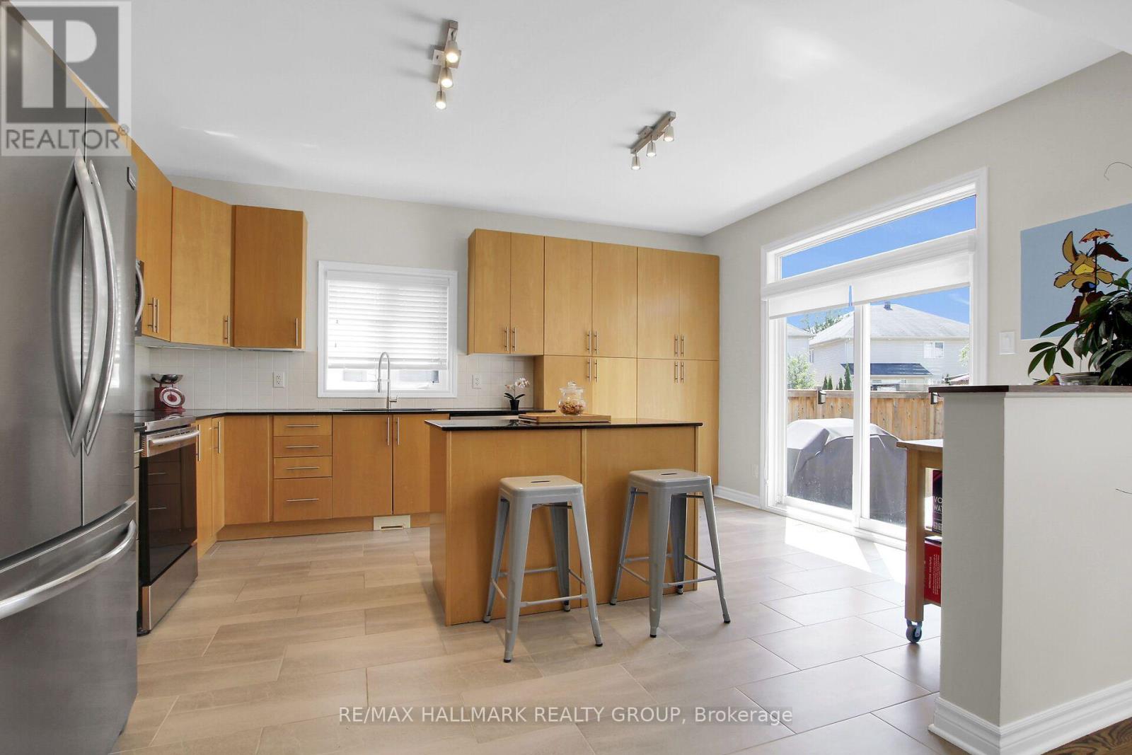 104 Strathcarron Crescent, Ottawa, Ontario  K2K 0C7 - Photo 20 - X13647762