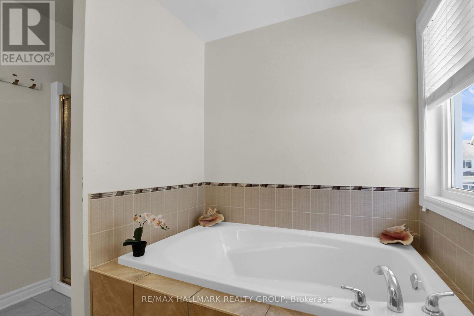 104 Strathcarron Crescent, Ottawa, Ontario  K2K 0C7 - Photo 30 - X13647762