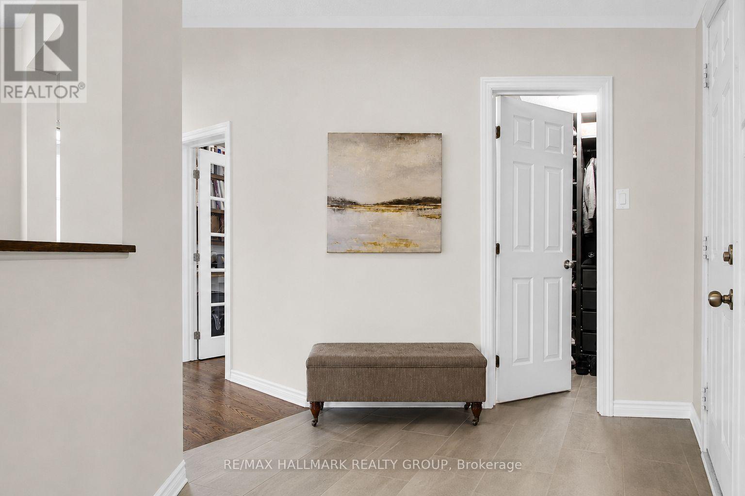 104 Strathcarron Crescent, Ottawa, Ontario  K2K 0C7 - Photo 6 - X13647762