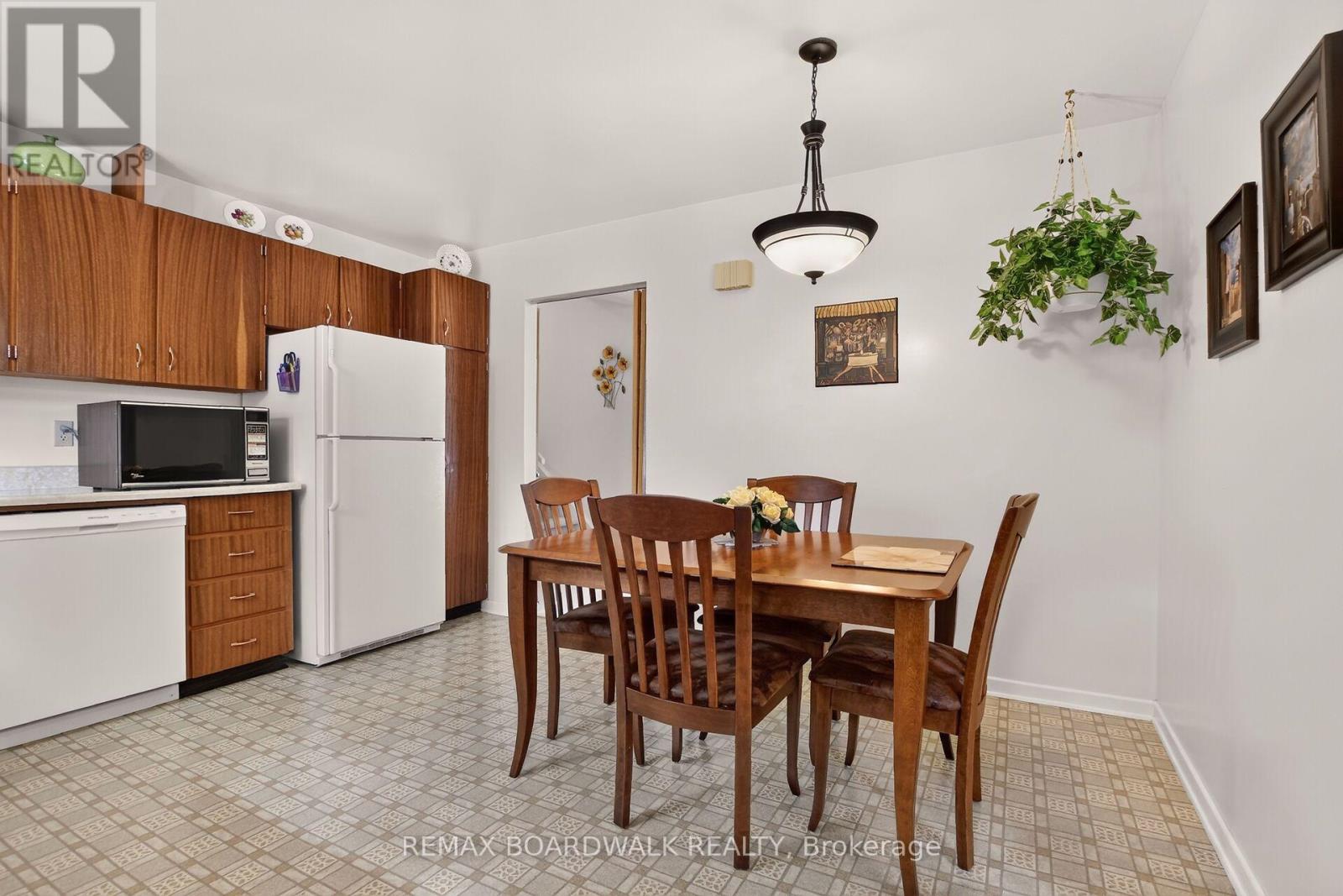 166 Dan Street, Arnprior, Ontario  K7S 1V4 - Photo 3 - X13647772