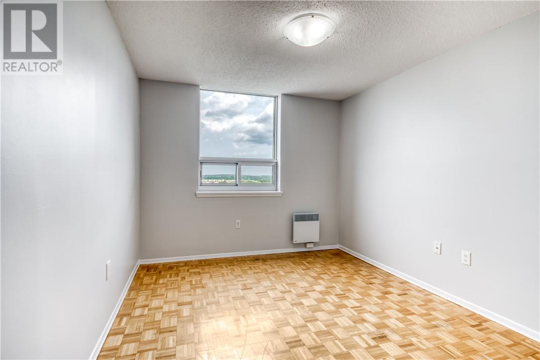 901 Lasalle Boulevard Unit# Ph4, Greater Sudbury, Ontario  P3A 1X7 - Photo 11 - 2129590
