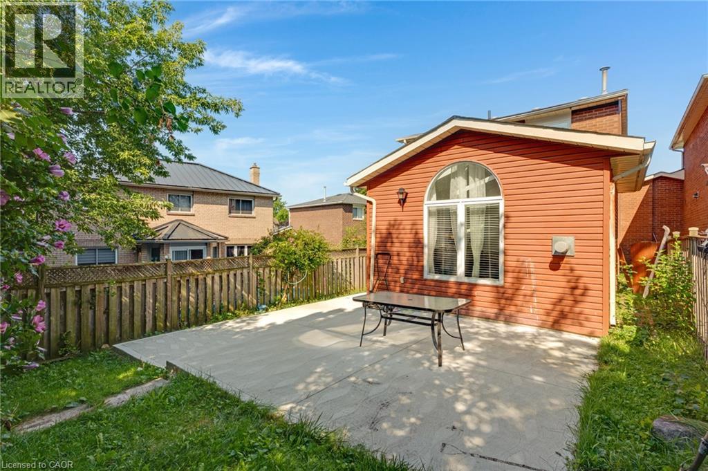 100 Anglerock Drive, Cambridge, Ontario  N1T 1L9 - Photo 4 - 40853670