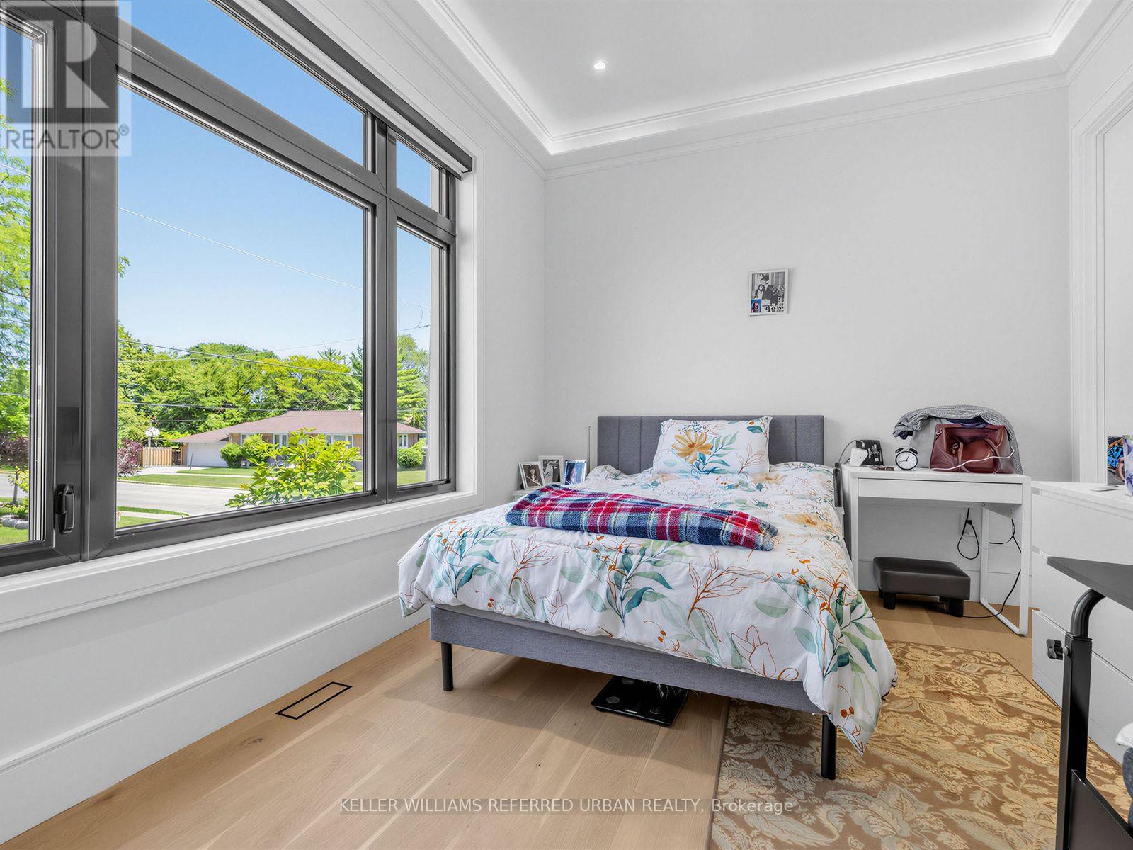 35 Lloydminster Crescent, Toronto, Ontario  M2M 2R9 - Photo 29 - C13647734