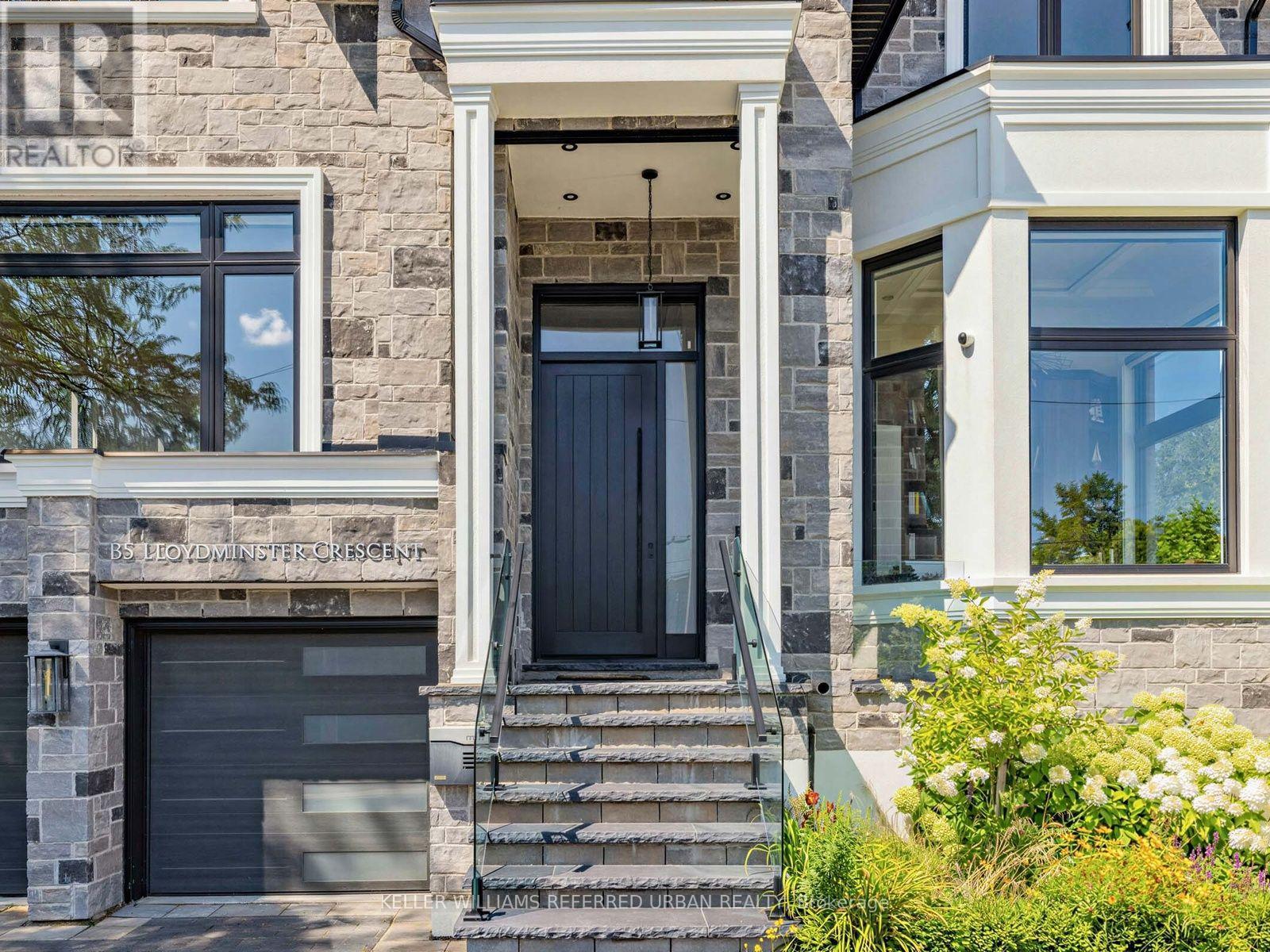 35 Lloydminster Crescent, Toronto, Ontario  M2M 2R9 - Photo 6 - C13647734