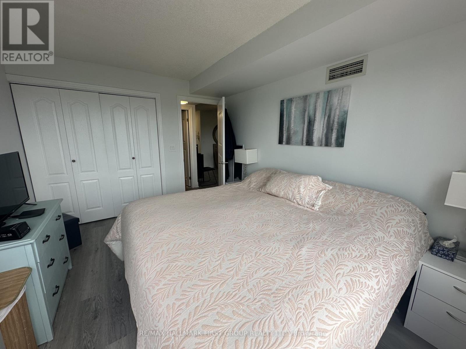1402 - 1000 The Esplanade Road N, Pickering, Ontario  L1V 6V4 - Photo 13 - E13647696
