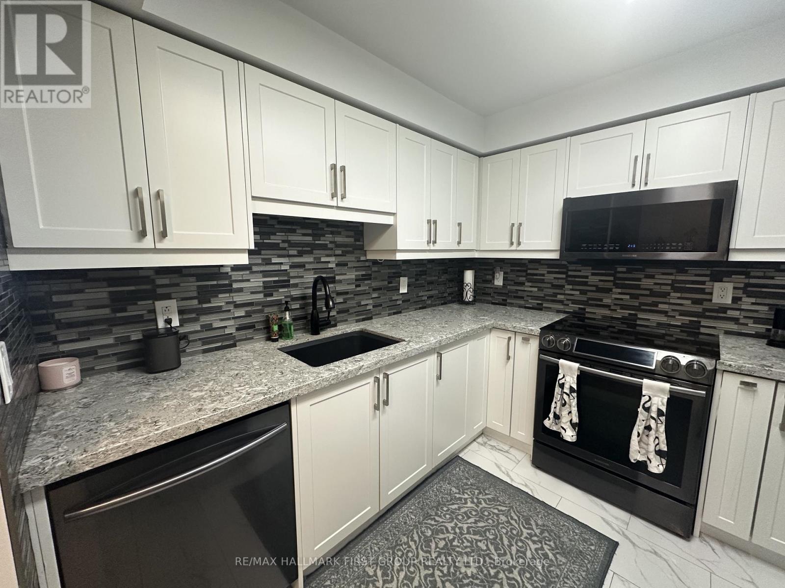 1402 - 1000 The Esplanade Road N, Pickering, Ontario  L1V 6V4 - Photo 4 - E13647696