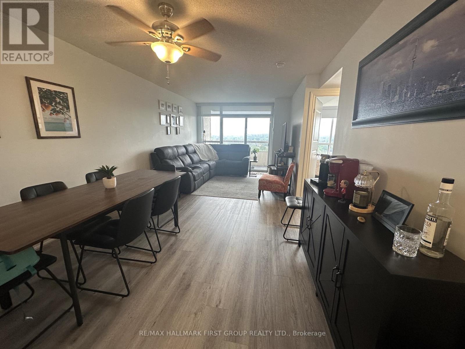 1402 - 1000 The Esplanade Road N, Pickering, Ontario  L1V 6V4 - Photo 5 - E13647696