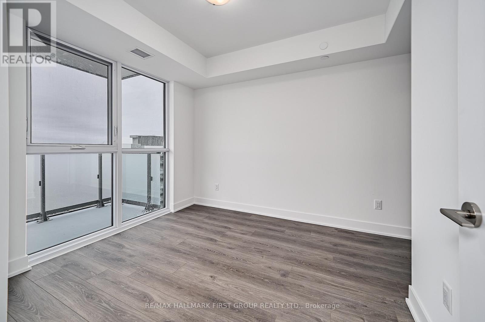 2708 - 2545 Simcoe Street N, Oshawa, Ontario  L1W 0W3 - Photo 16 - E13647698
