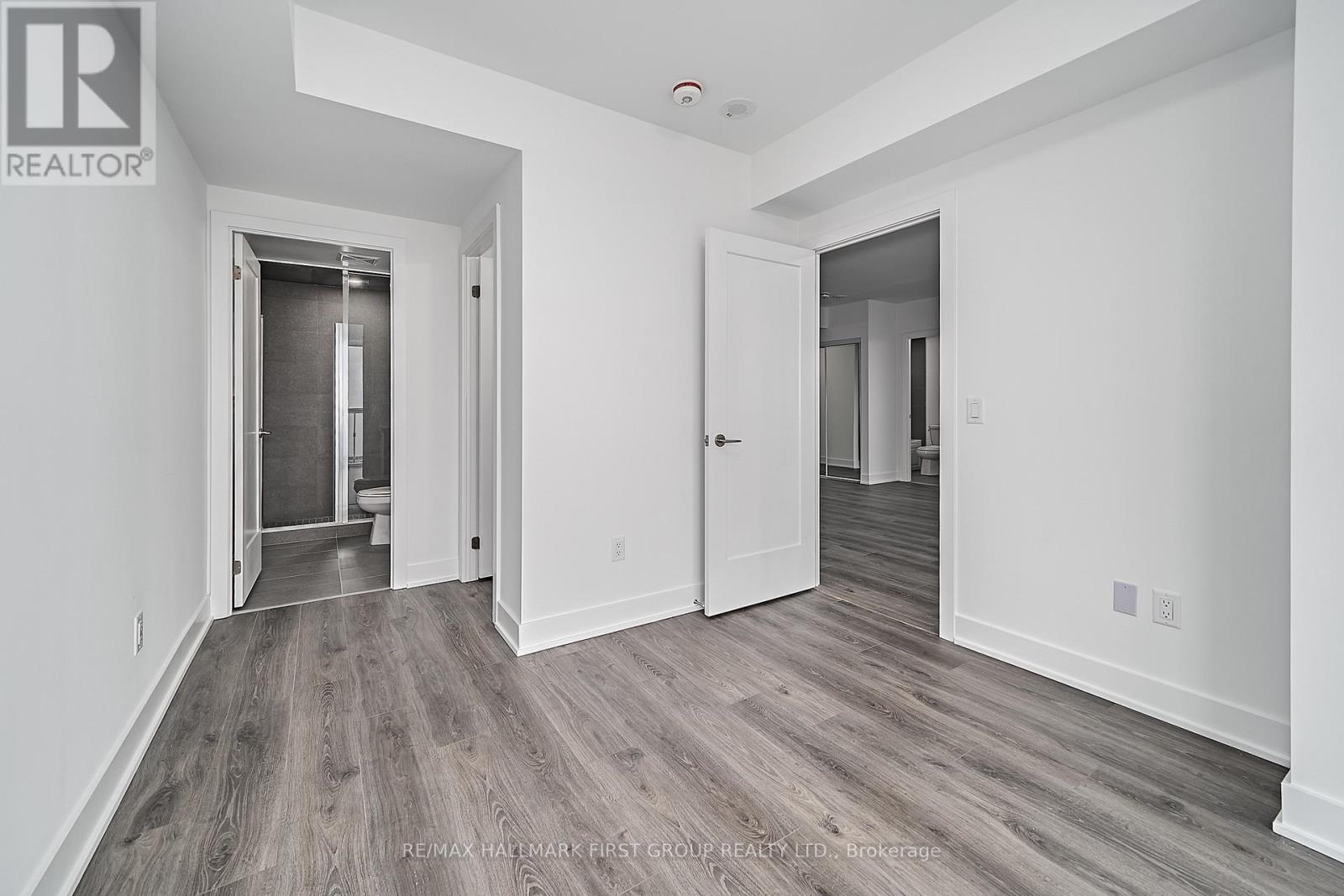 2708 - 2545 Simcoe Street N, Oshawa, Ontario  L1W 0W3 - Photo 18 - E13647698