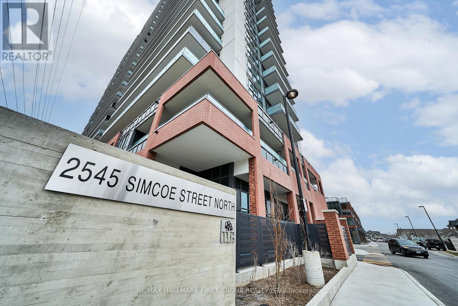 2708 - 2545 Simcoe Street N, Oshawa, Ontario  L1W 0W3 - Photo 2 - E13647698
