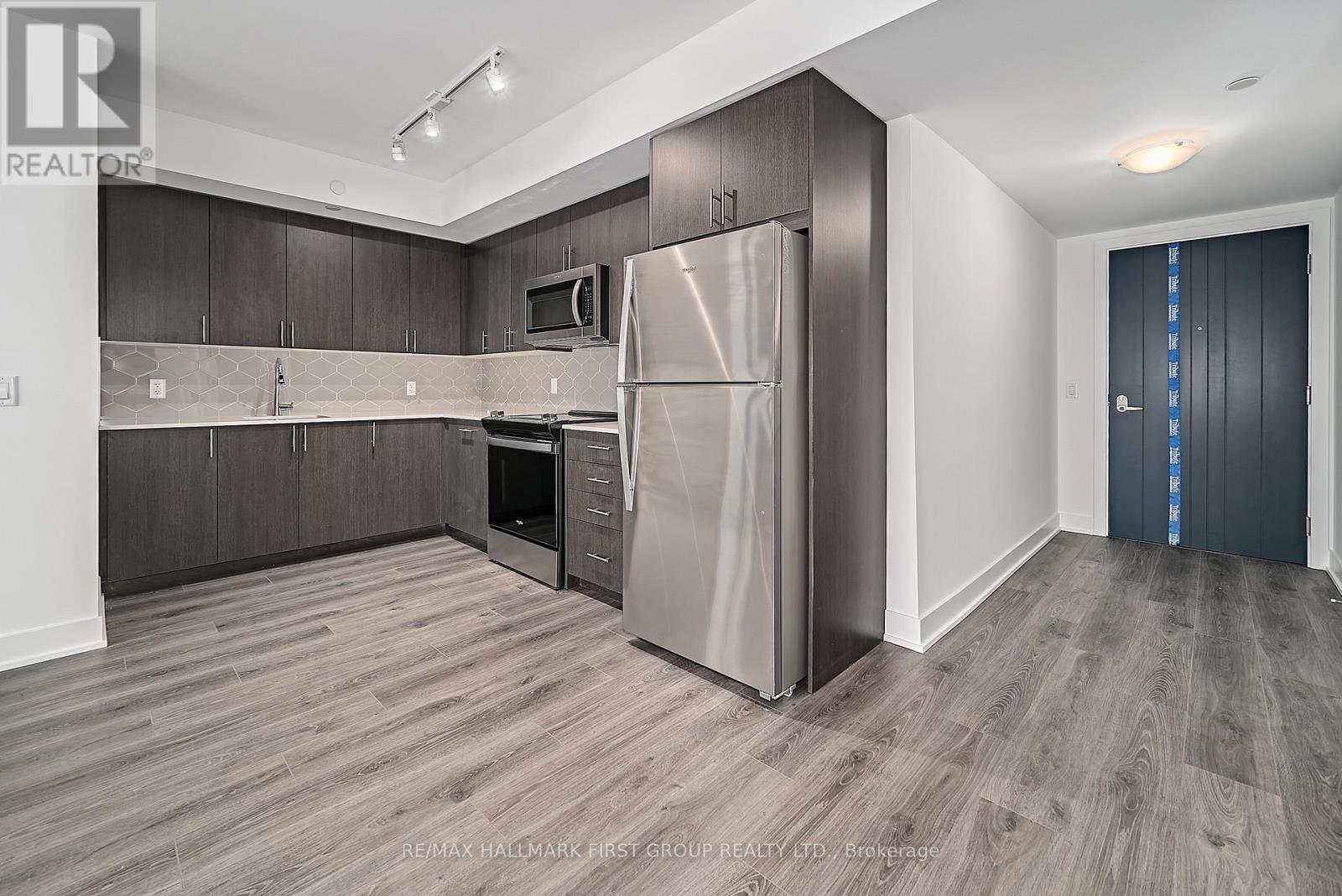 2708 - 2545 Simcoe Street N, Oshawa, Ontario  L1W 0W3 - Photo 8 - E13647698