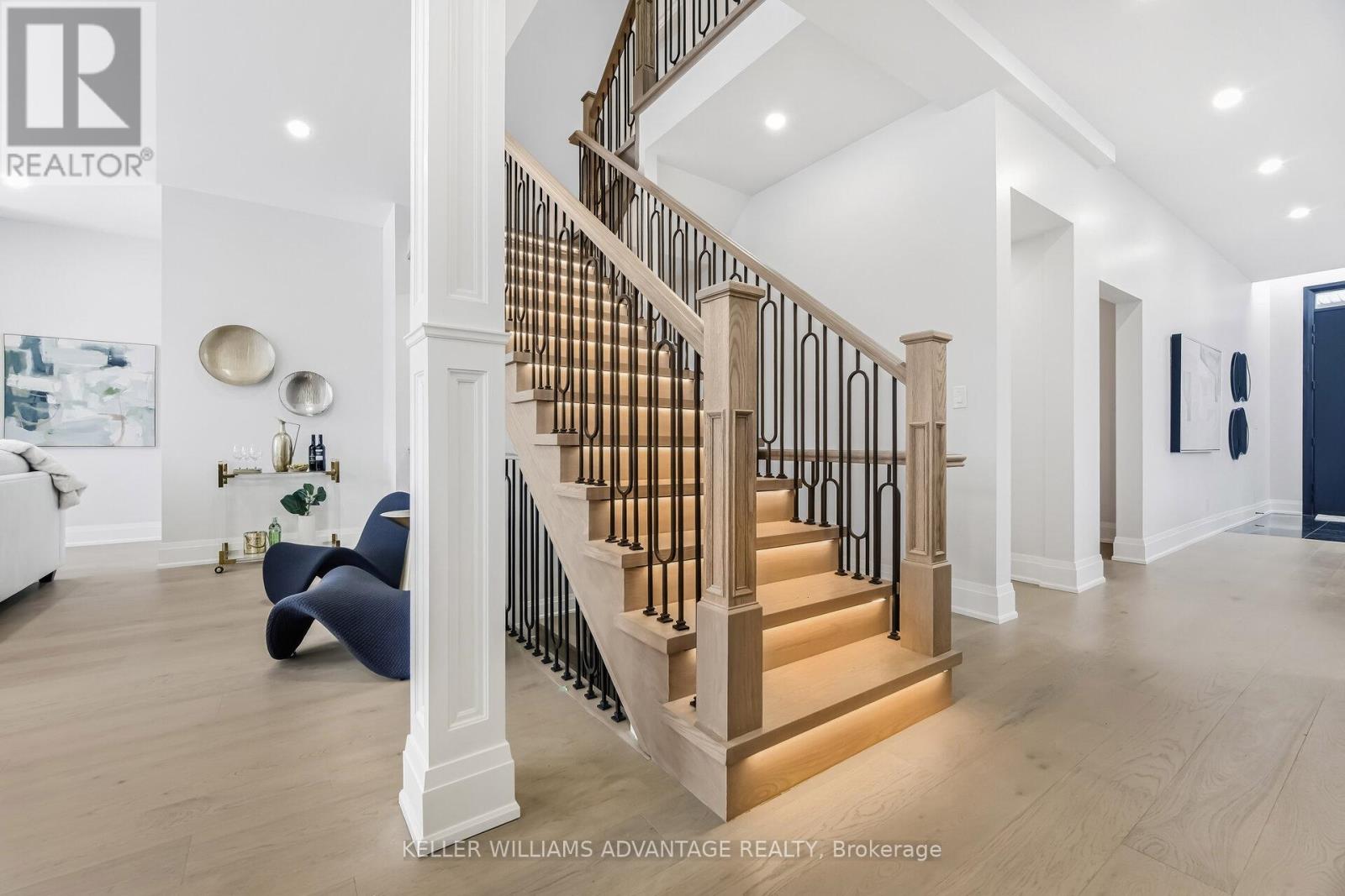 711 Hillview Crescent, Pickering, Ontario  L1W 2R6 - Photo 17 - E13647744