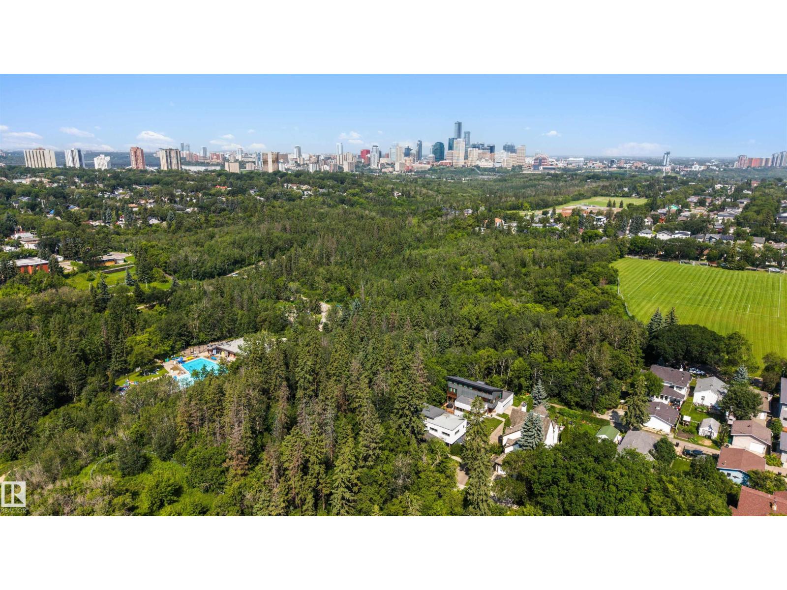 9342 83 Av Nw, Edmonton, Alberta  T6C 1B8 - Photo 60 - E4502501