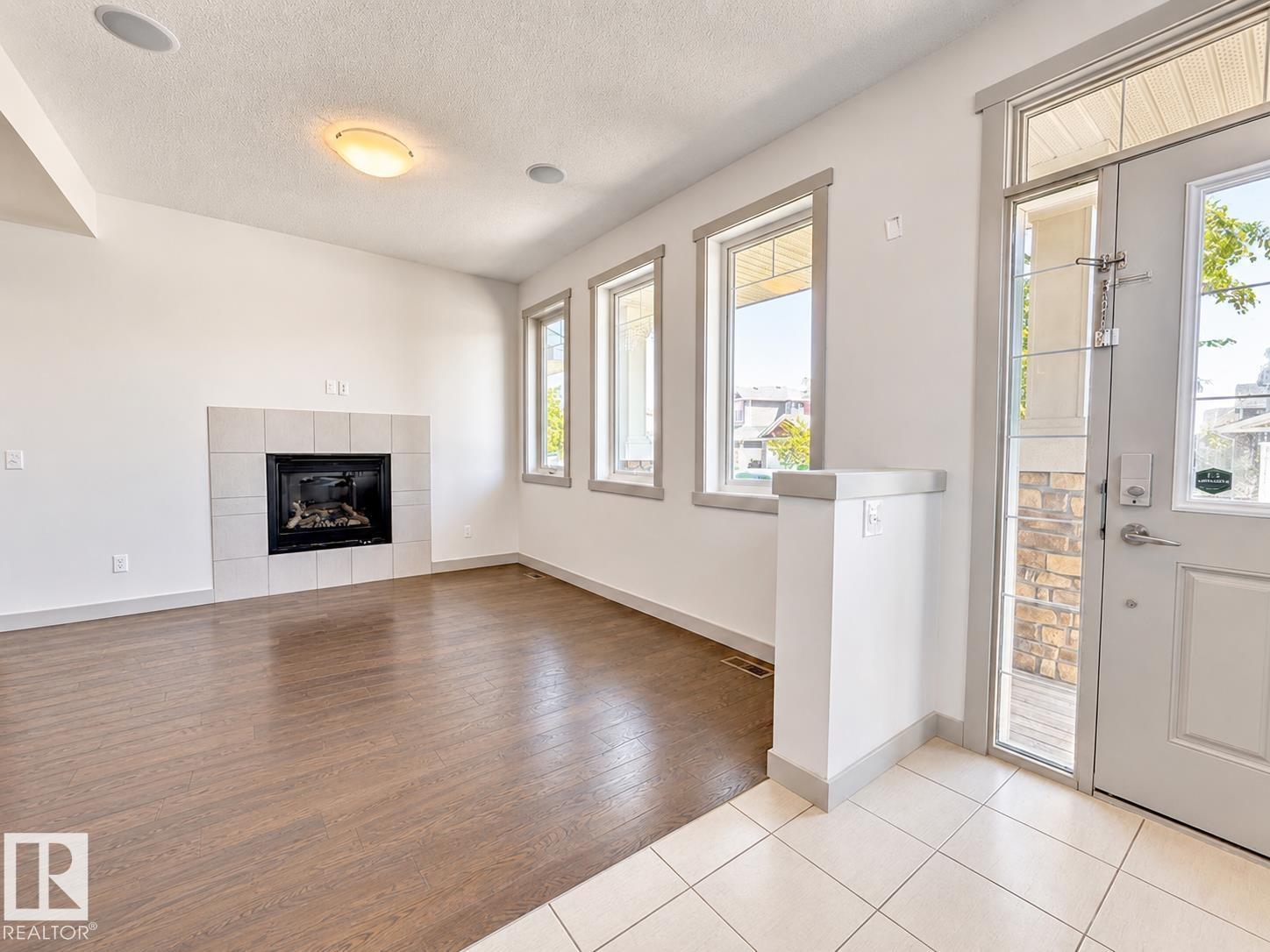 16464 15 Av Sw, Edmonton, Alberta  T6W 2Z7 - Photo 6 - E4502502