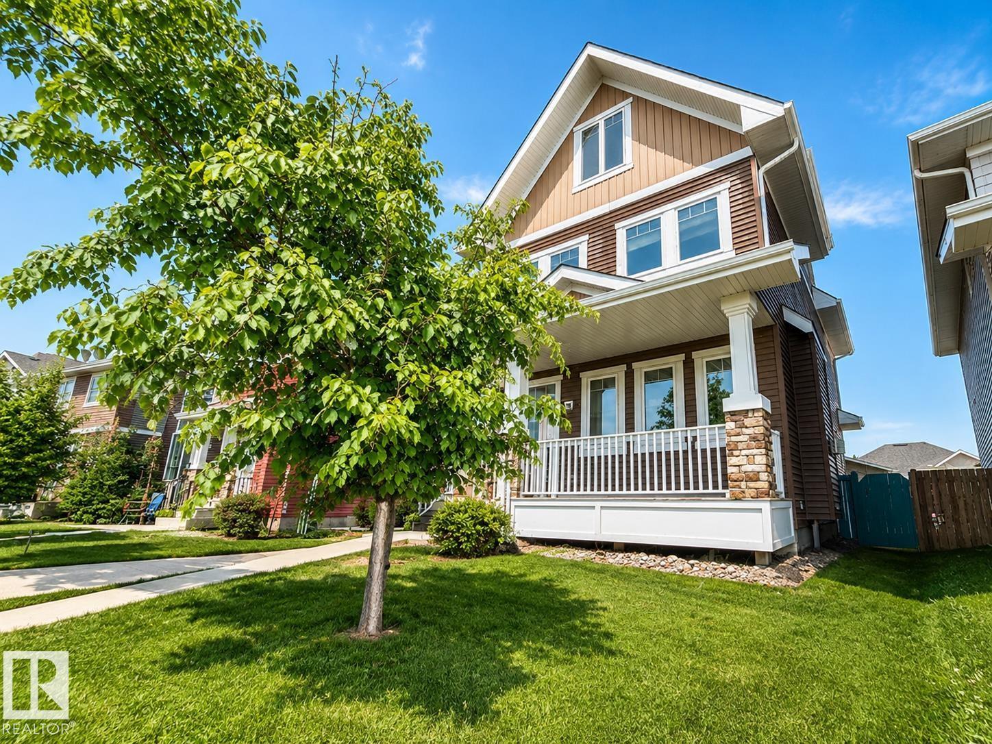 16464 15 Av Sw, Edmonton, Alberta  T6W 2Z7 - Photo 2 - E4502502