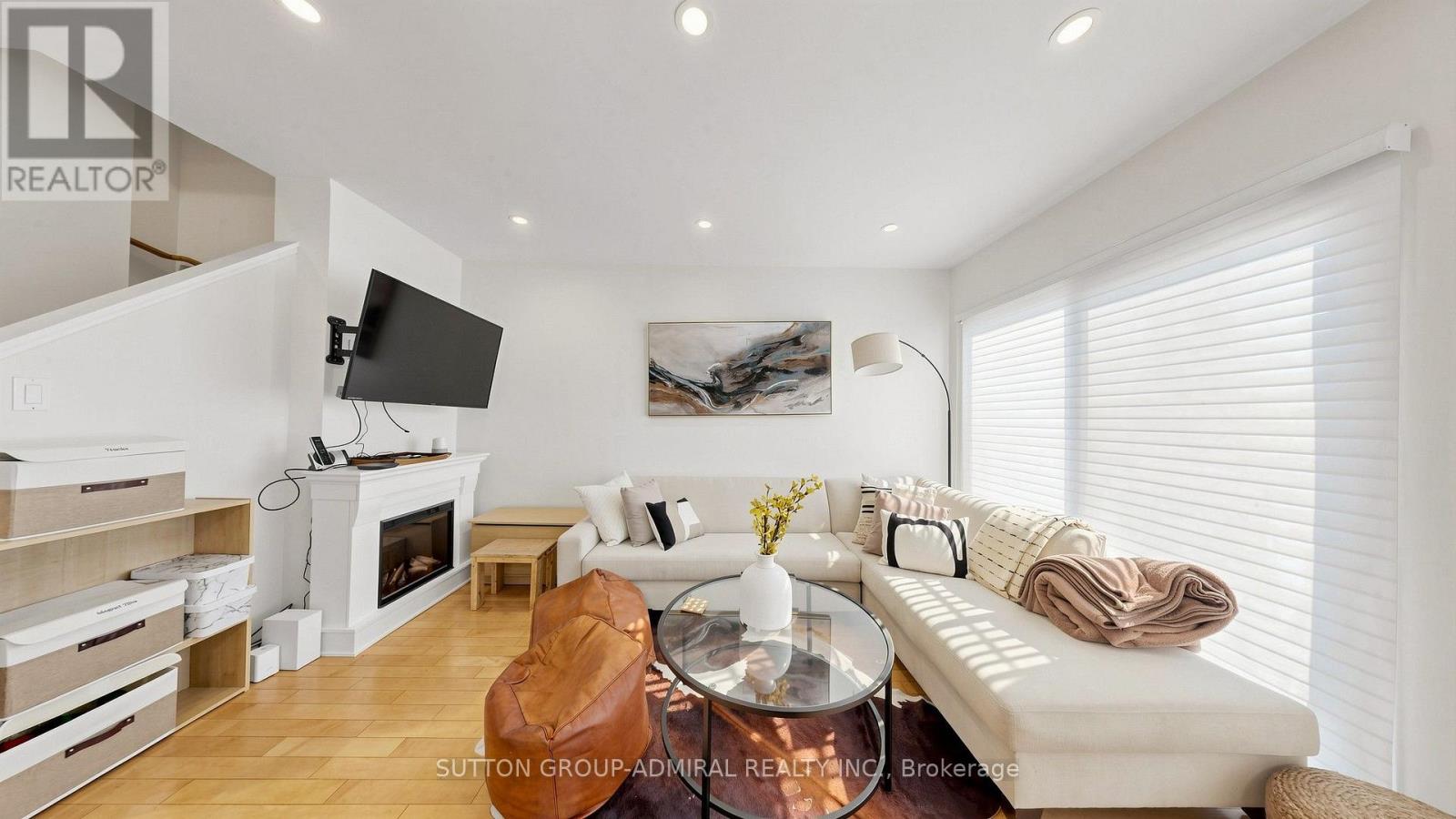 46 - 735 New Westminster Drive, Vaughan, Ontario  L4J 7Y9 - Photo 1 - N13647692